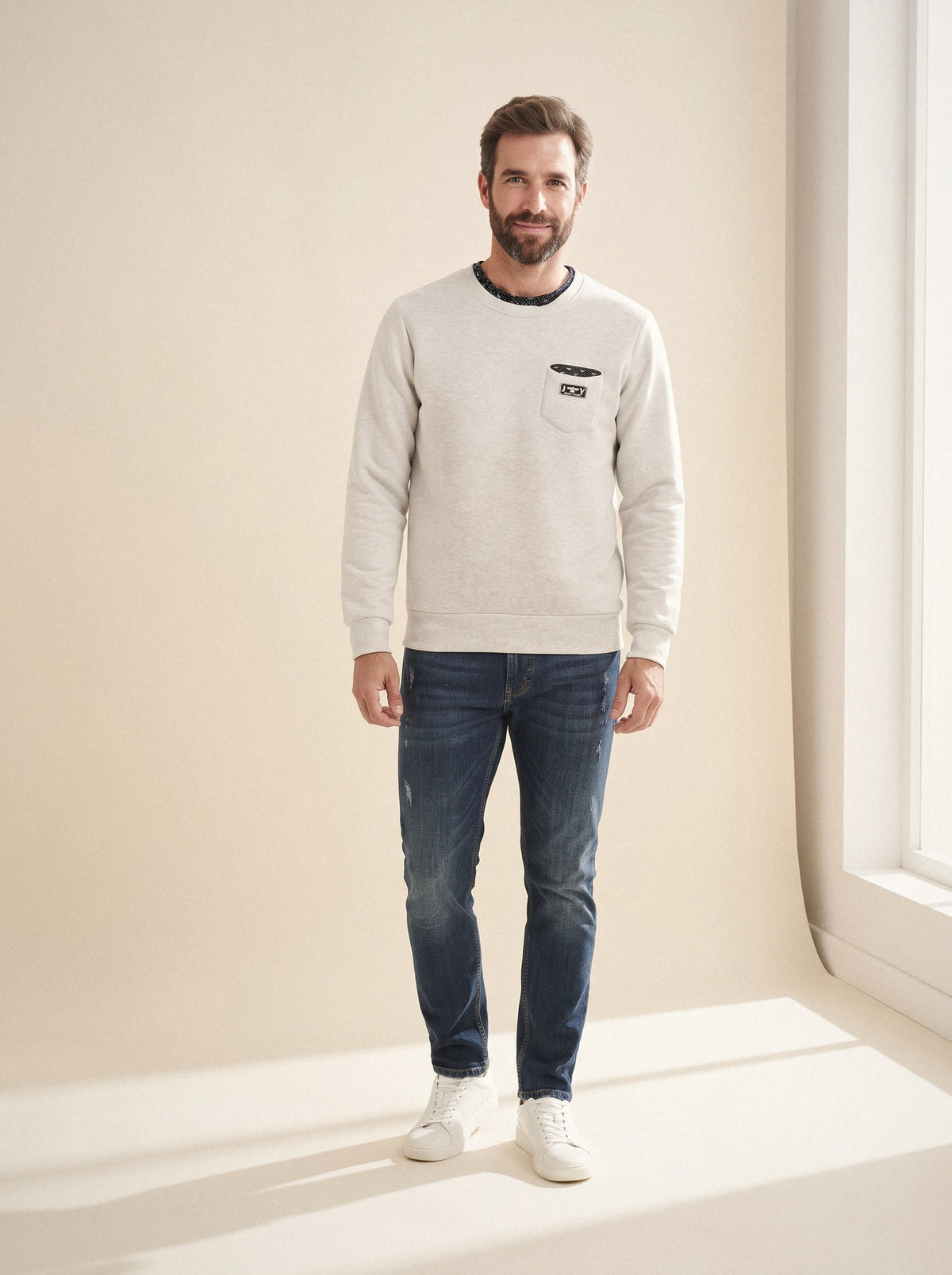Sudadera con bolsillo gris — La Boutique, La Algaba